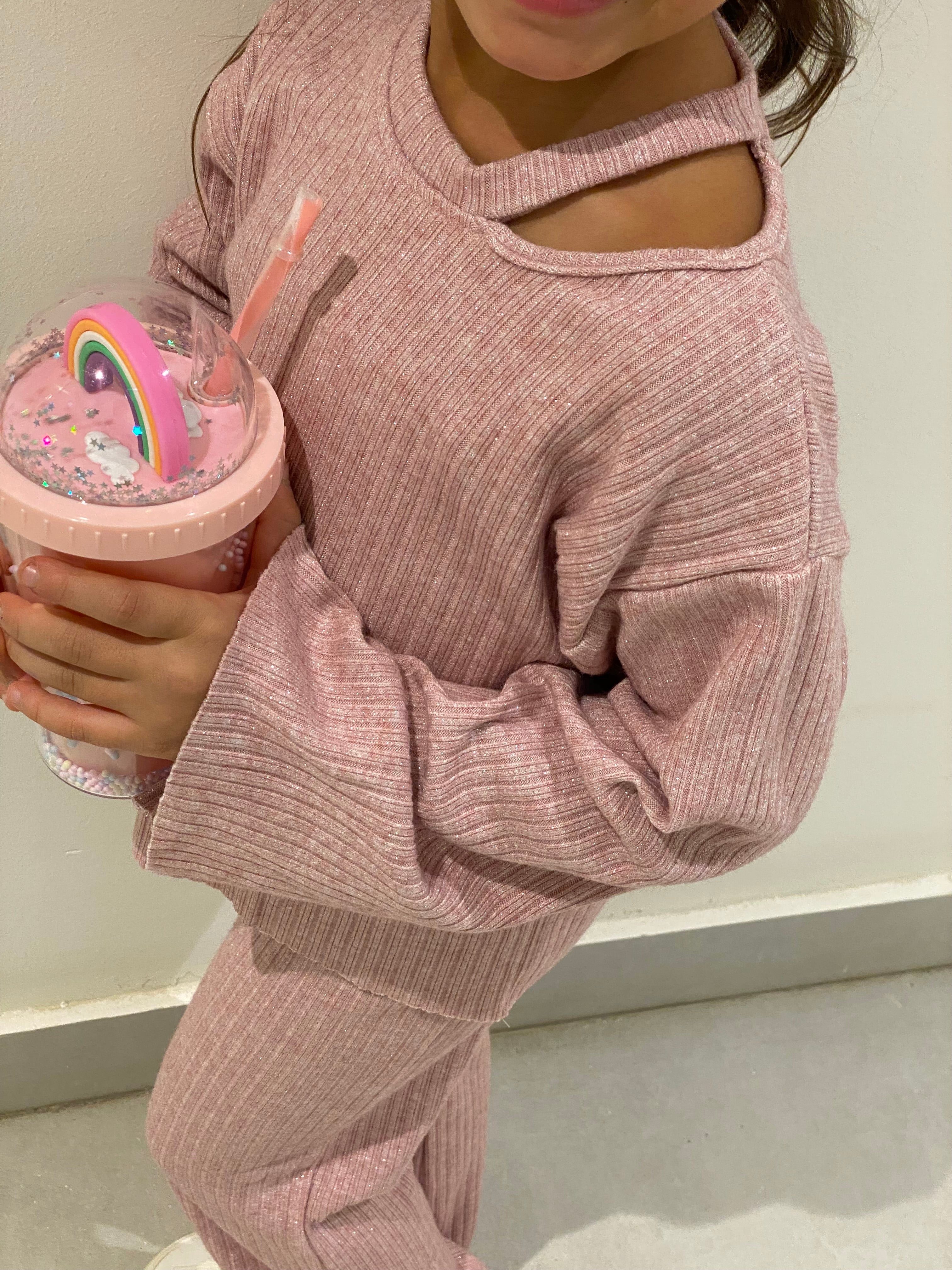 "Knit Shimmery Cut-Out Set"