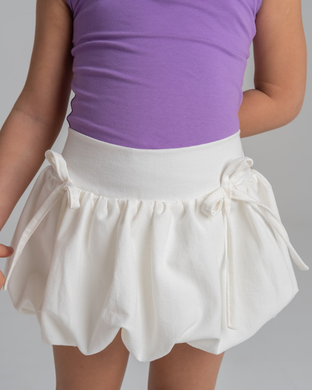 "White Balloon Skirt"