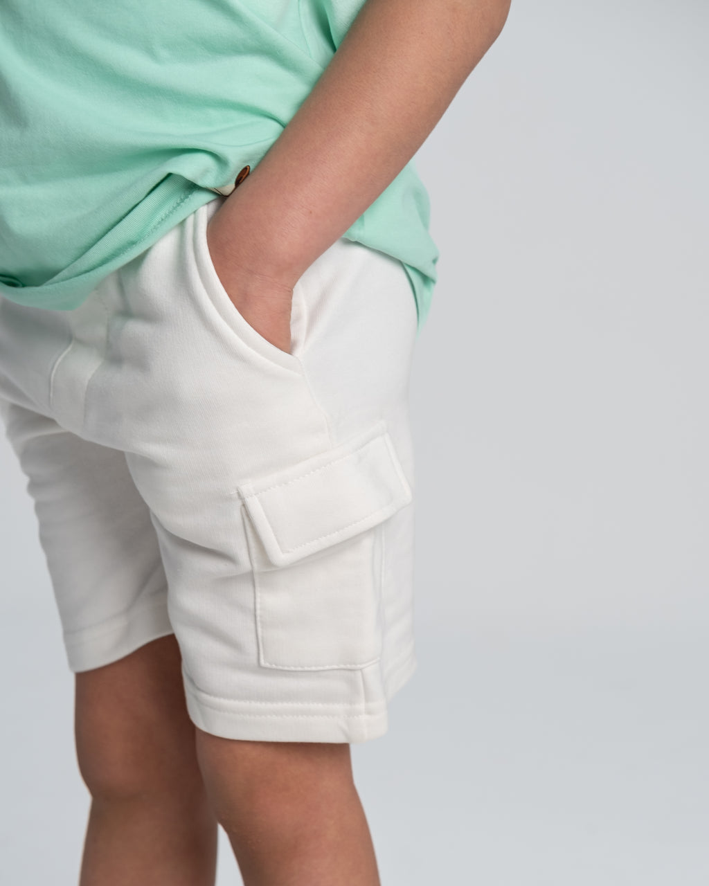 "Off-White Cargo Shorts"